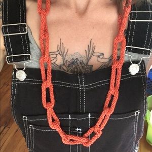 Beaded orange chain necklace 🍑